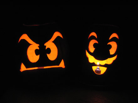 Super Mario and Goomba Pumpkins - In the Dark